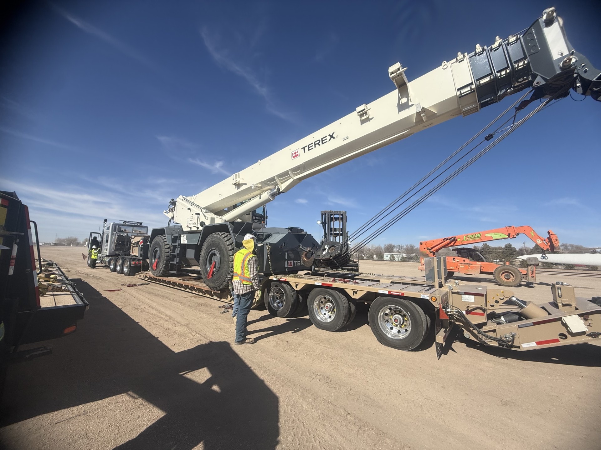 Terex RT Crane — Flatbed Staging