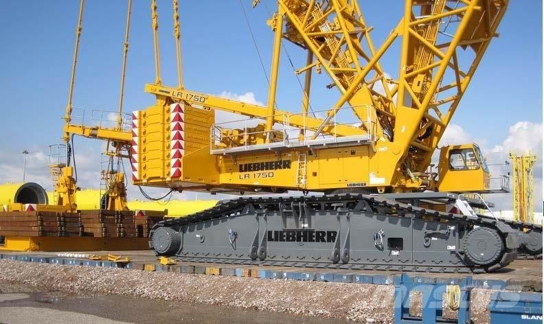 Liebherr LR1750 Crawler Crane Transport